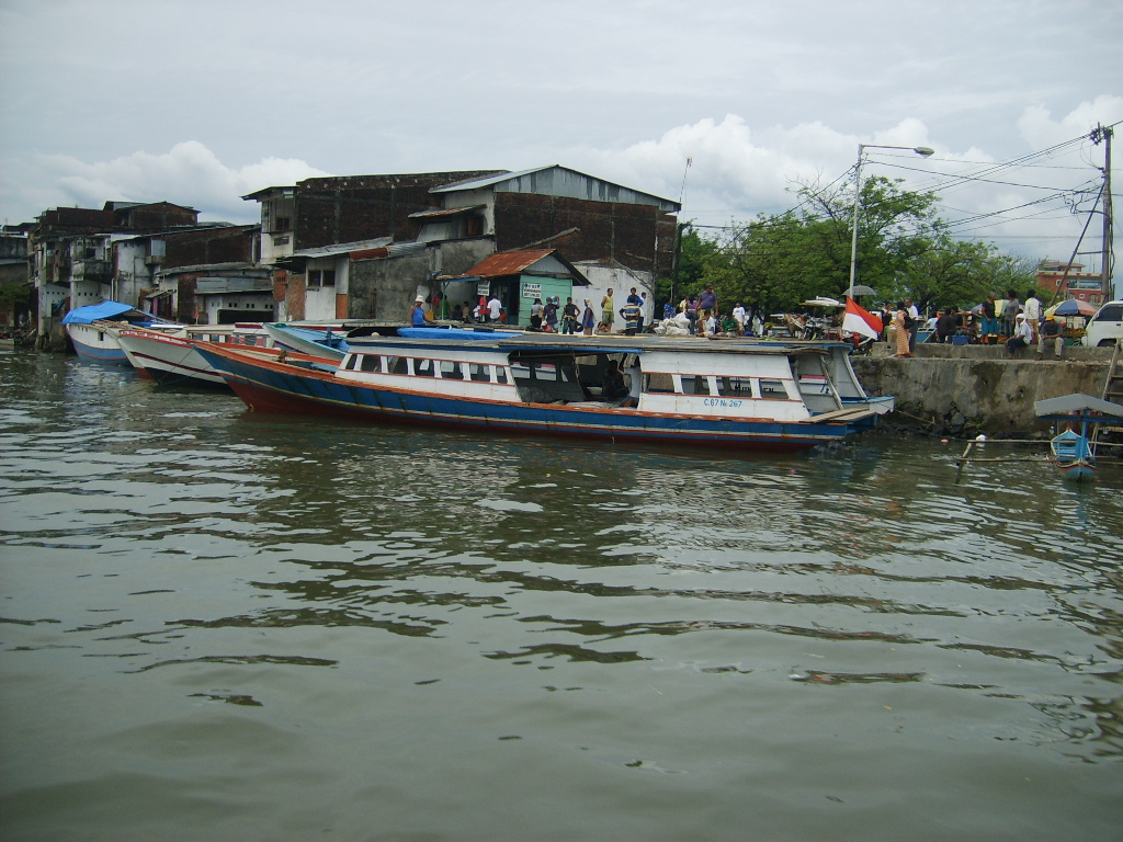 Sekilas Tentang ASDP Dunia Angkutan Sungai Danau Dan